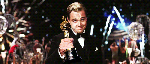 Leonardo DiCaprio przy piątym podejściu zdobywa pierwszego Oskara! – Internet wreszcie został uwolniony z szyderczych memów 